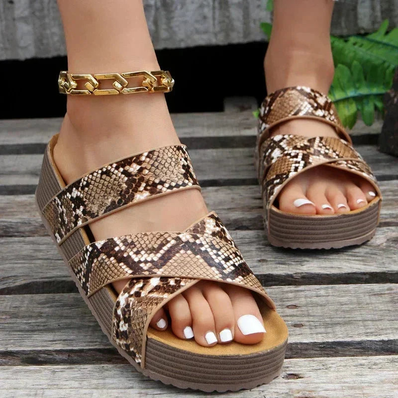 Larysa – Orthopedische sandalen met ademend materiaal